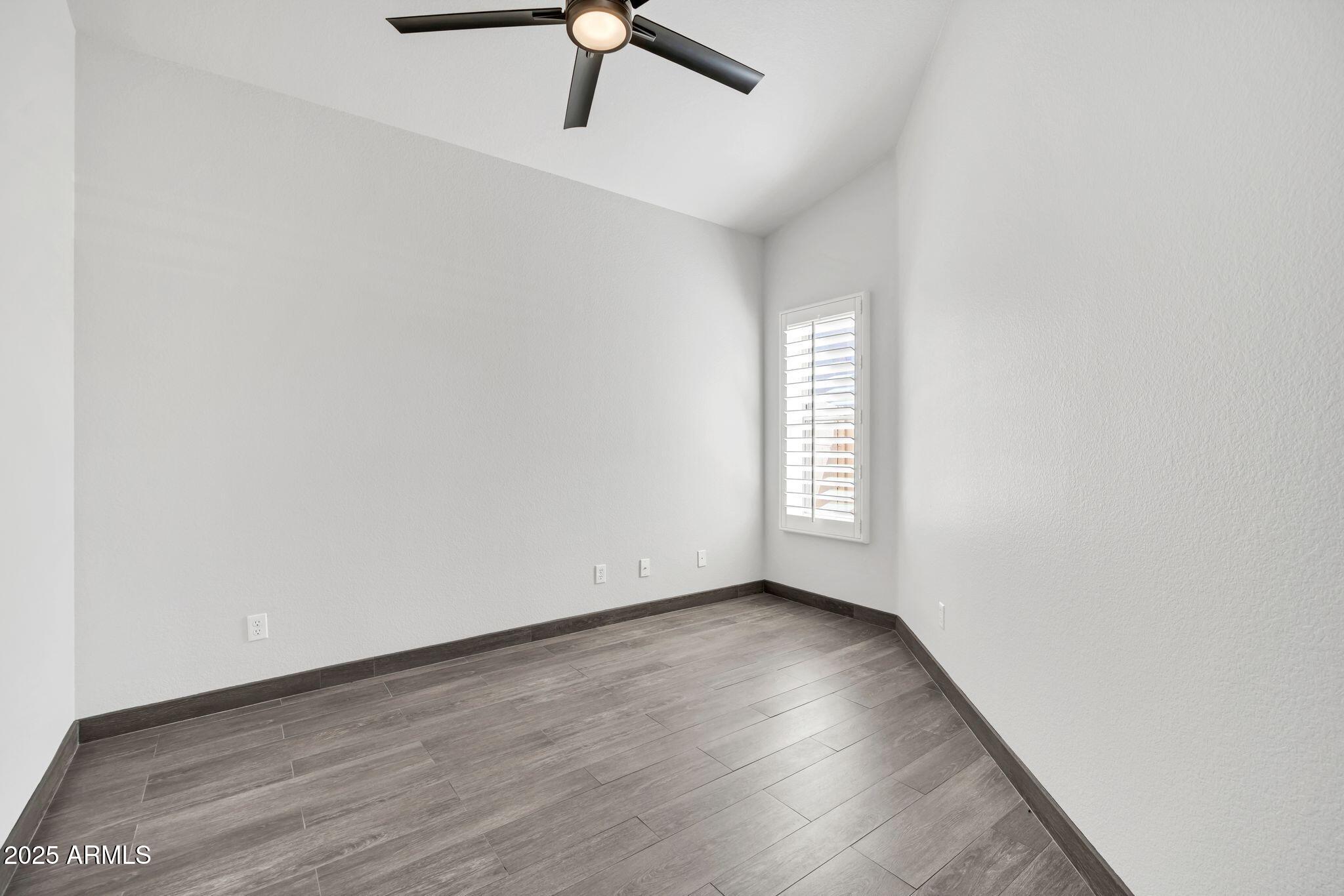 3228 East Fremont Road Phoenix, AZ 85042 - Photo 30 of 39 Den/Office