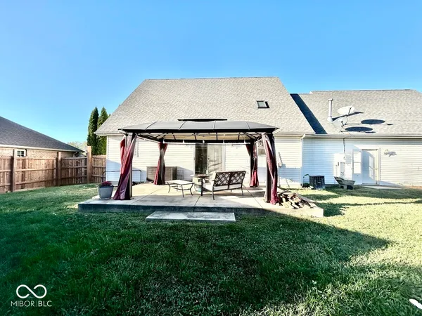 $329,900 | 14201 Katriene Drive, Daleville, IN 47334