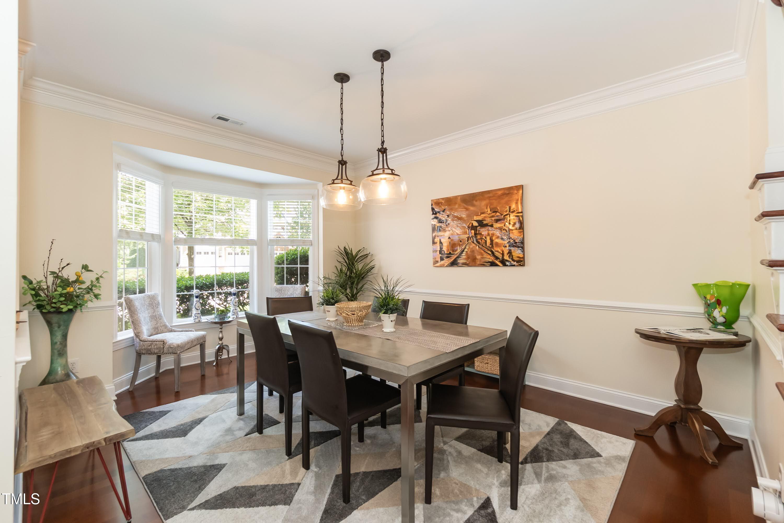 11217 Maplecroft Court Raleigh, NC 27617 - Photo 6 of 40 Dining 01