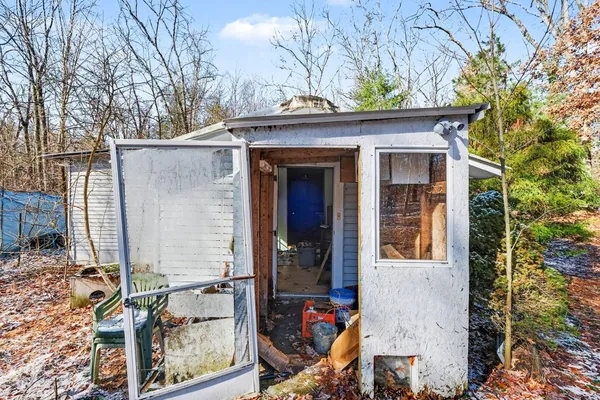 $119,900 | 810 East 3 Mile Road, White Cloud, MI 49349