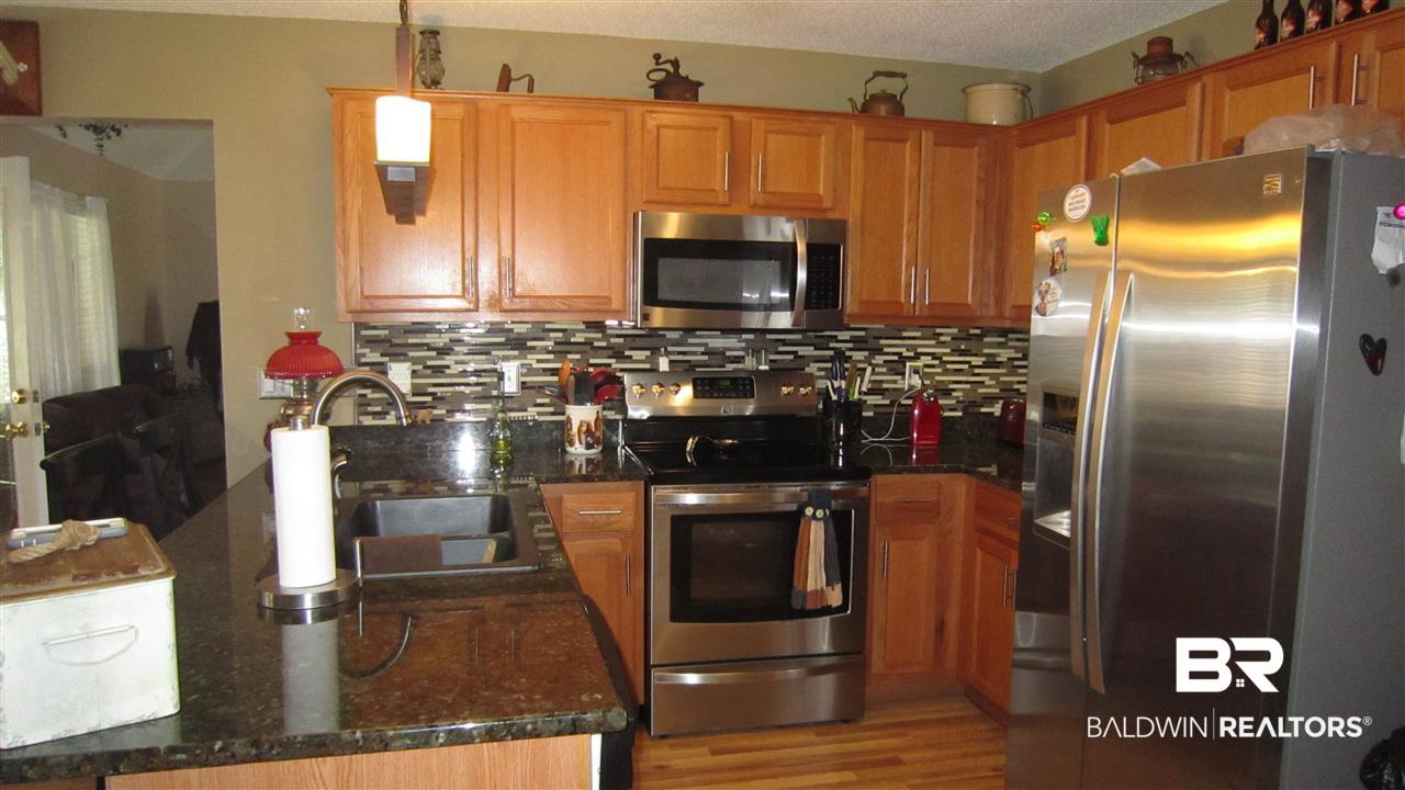 22885 McLeod Boulevard Foley, AL 36535 - Photo 2 of 20 kitchen