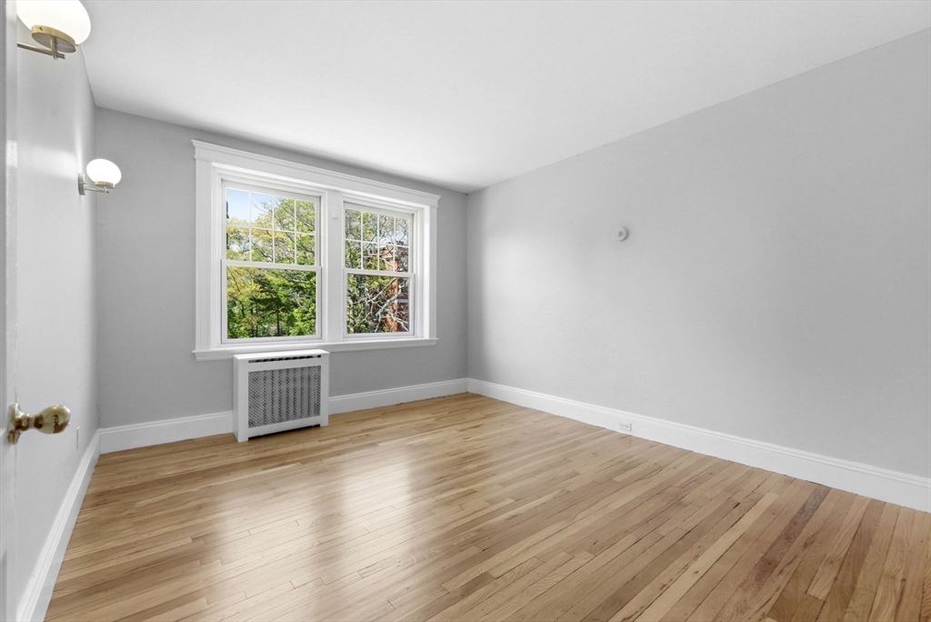 77 Parkman Street, Unit 4 Brookline, MA 02446 - Photo 15 of 20