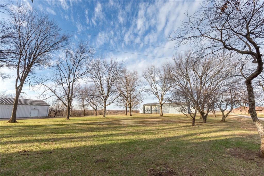 64 Southwest 401st Road Centerview, MO 64019 - Photo 28 of 90