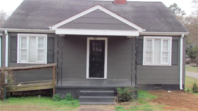 $184,900 | 401 Whitehall Road, Anderson, SC 29625