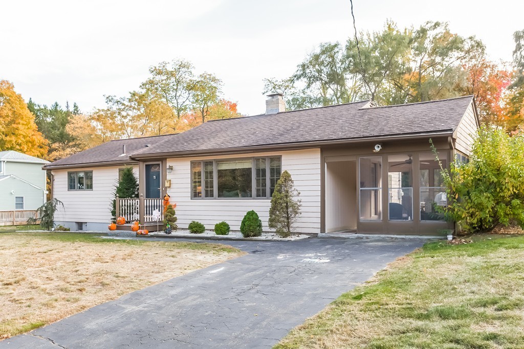29 Hiram Road Framingham, MA 01701 - Photo 2 of 24 Gallery Image 2