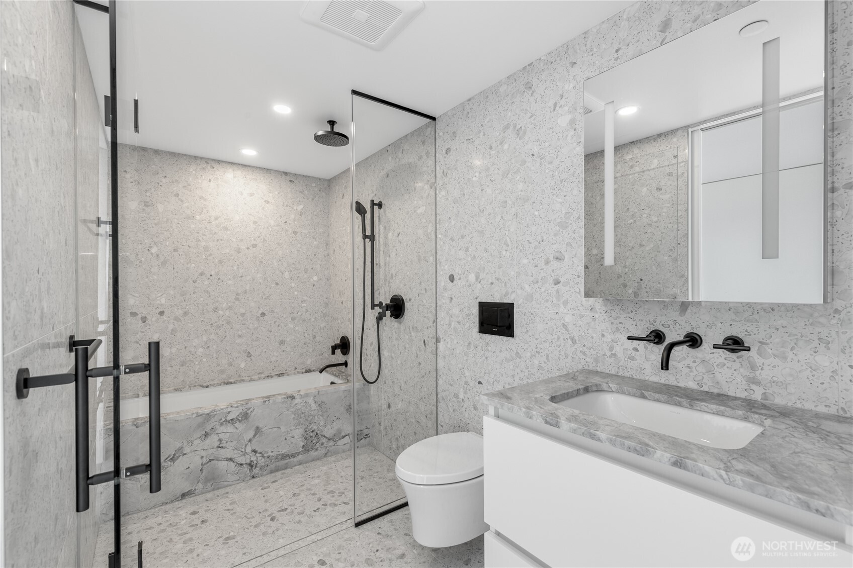 300 Virginia Street, Unit 2602 Seattle, WA 98101 - Photo 12 of 27