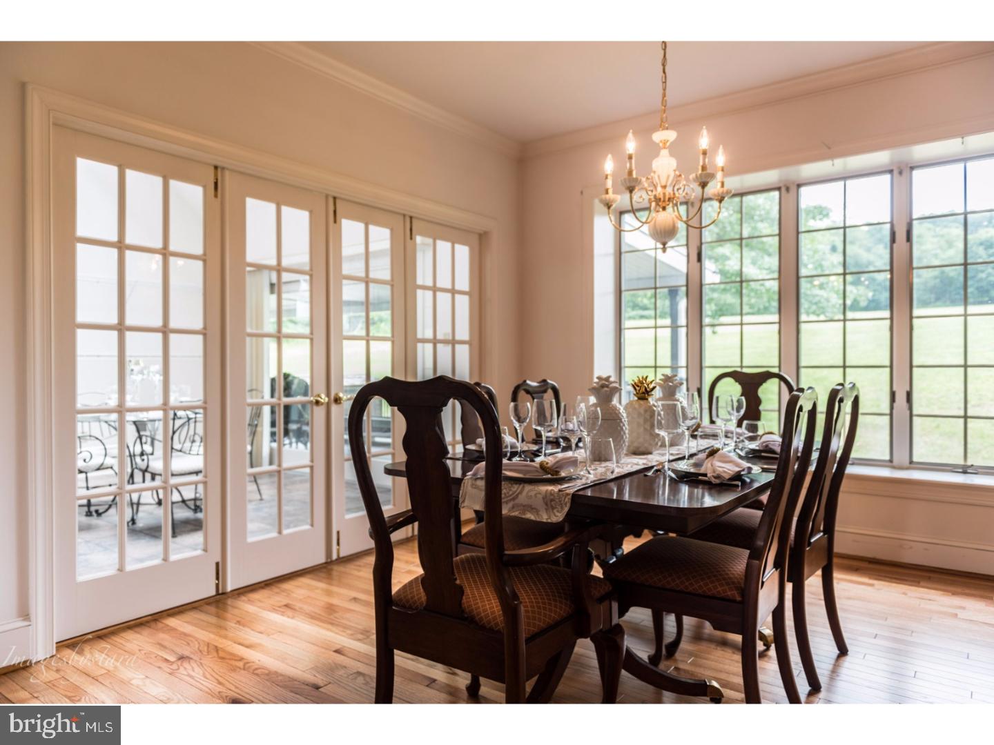 391 Harley Road Pottstown, PA 19465 - Photo 11 of 25 Dining Room