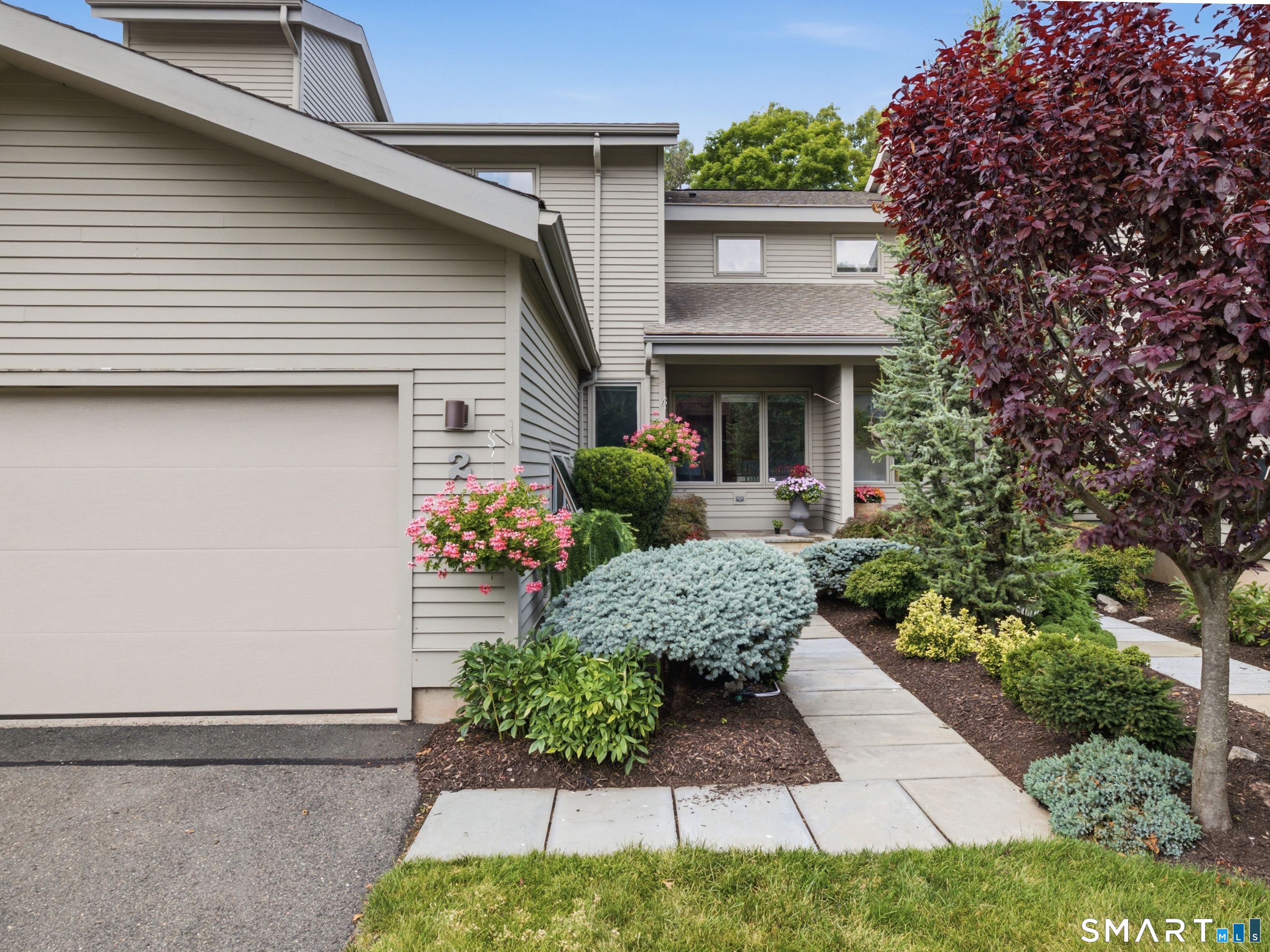 2 Shirecrest, Unit 2 Avon, CT 06001 - Photo 2 of 39