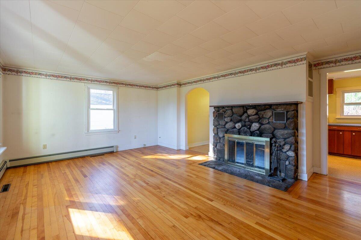 560 Belfast Road Camden, ME 04843 - Photo 13 of 51 560 Belfast Road, Camden