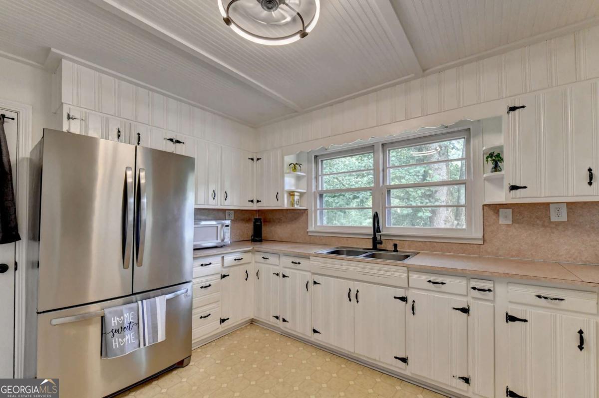 9101 Union Hill Road Canton, GA 30115 - Photo 10 of 35