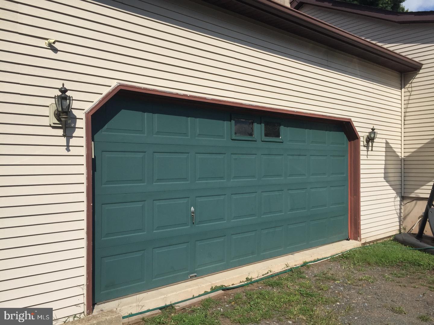 1014 Geigertown Road Birdsboro, PA 19508 - Photo 6 of 20 Gallery Image 6