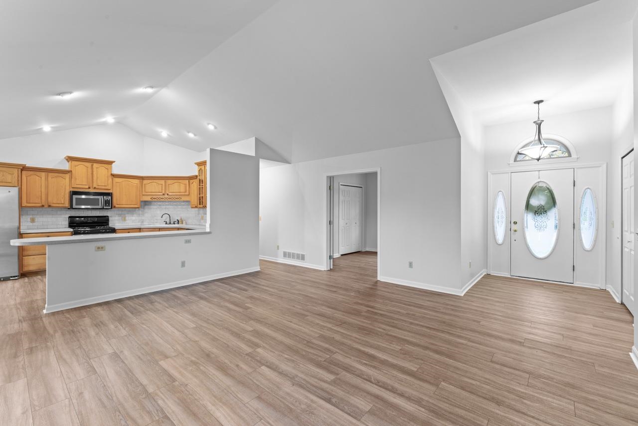 14499 Ripley Road Linden, MI 48451 - Photo 14 of 44
