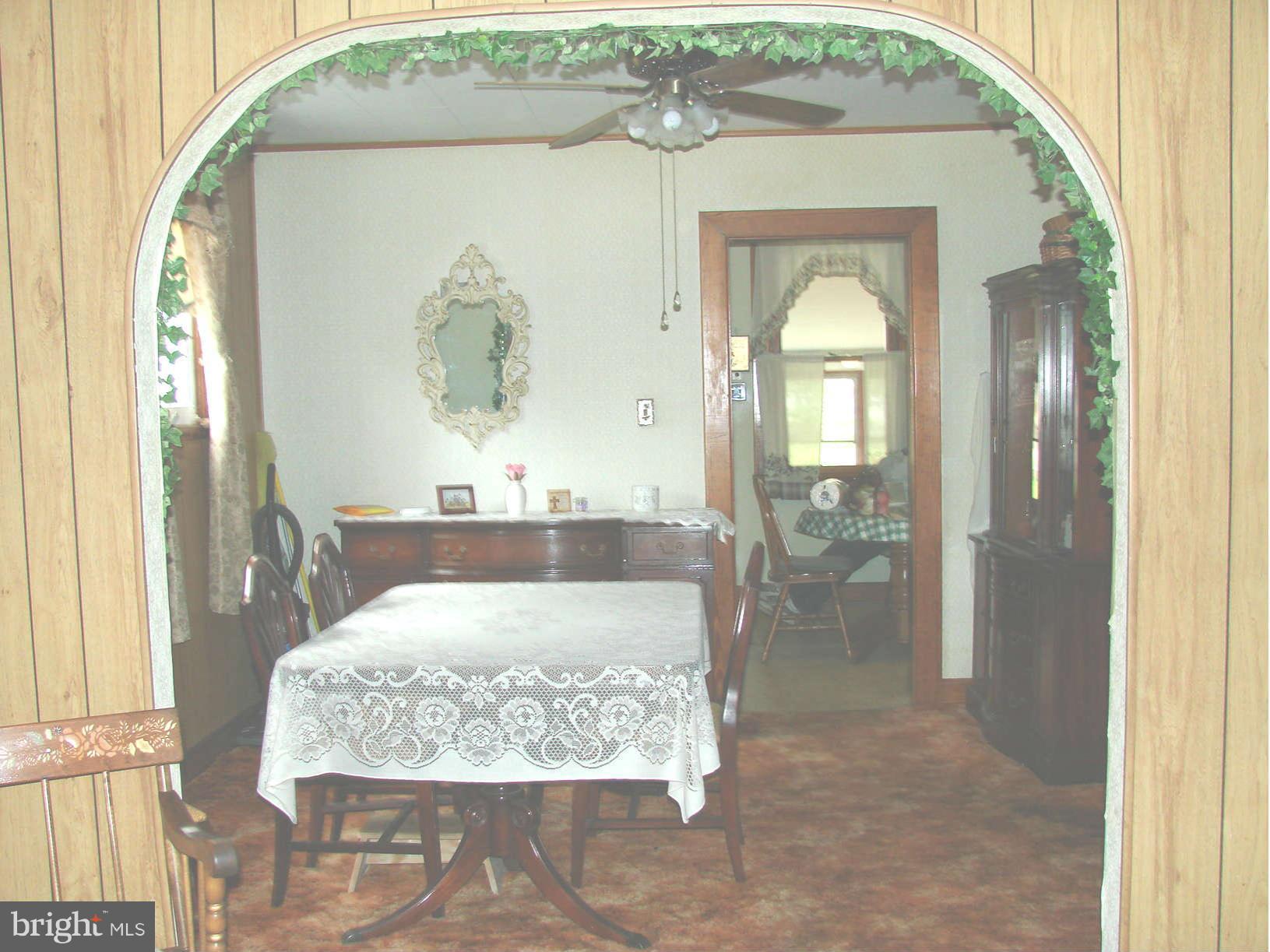 1204 Farmview Road Pasadena, MD 21122 - Photo 12 of 20 Dining Room