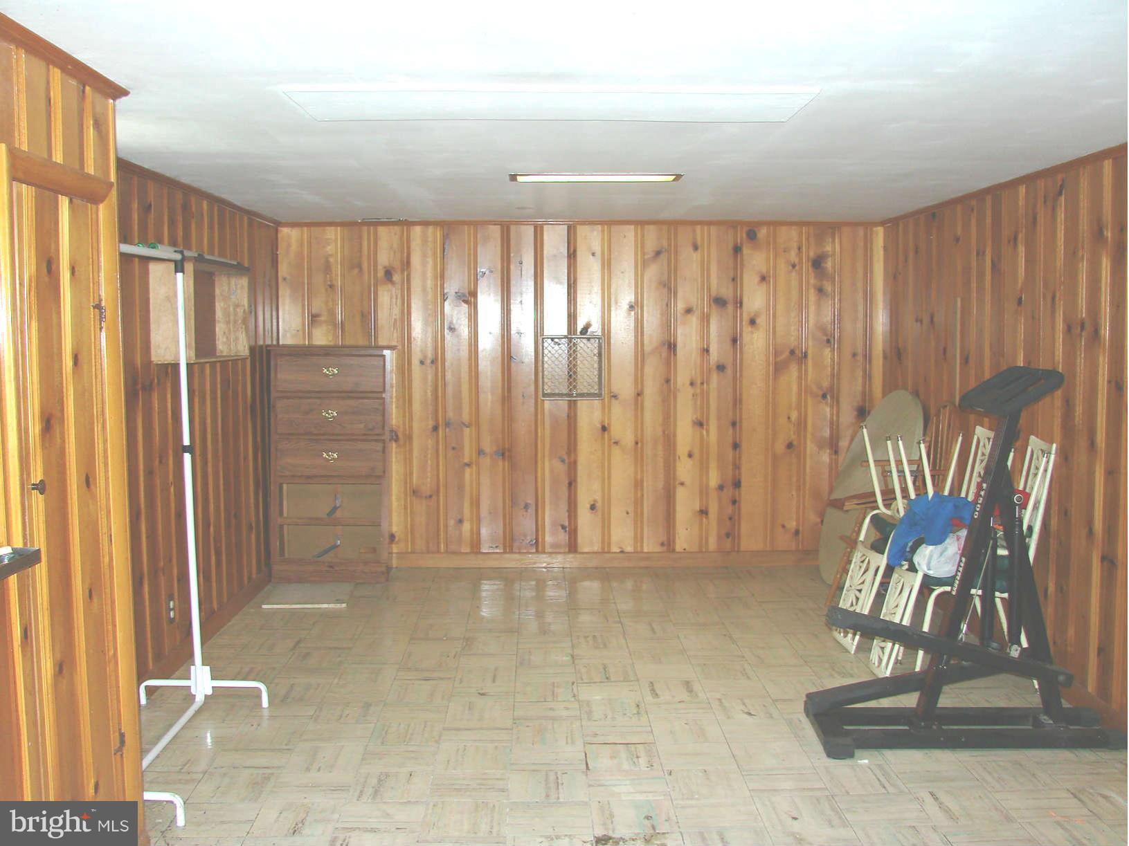 1204 Farmview Road Pasadena, MD 21122 - Photo 18 of 20 Basement
