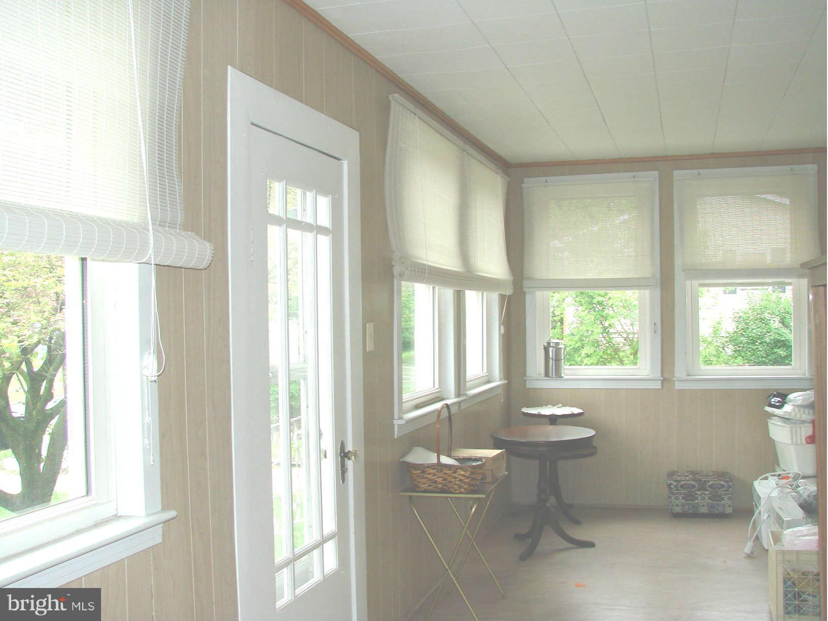 1204 Farmview Road Pasadena, MD 21122 - Photo 10 of 20 Interior (General)