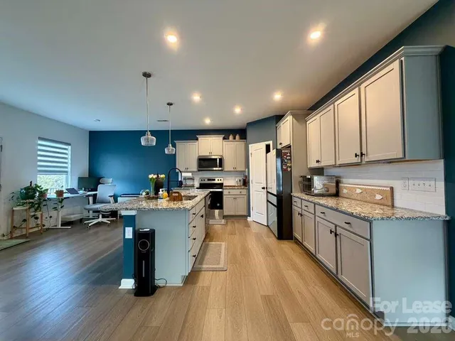 $2,900 | 14036 Canemeadow Drive, Charlotte, NC 28278