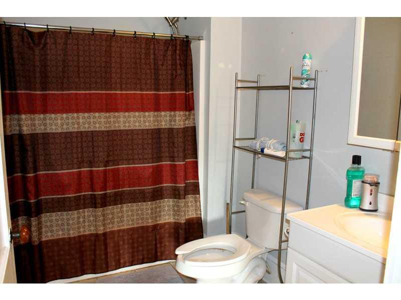 11 Old Orchard Road Saco, ME 04072 - Photo 8 of 12 Bathroom.