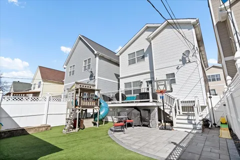 $849,500 | 3834 North Milwaukee Court, Chicago, IL 60641