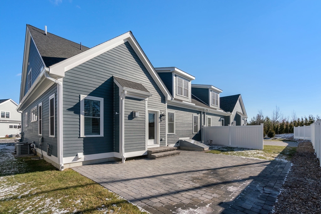 8 Damon Road, Unit 21 Medfield, MA 02052 - Photo 32 of 36