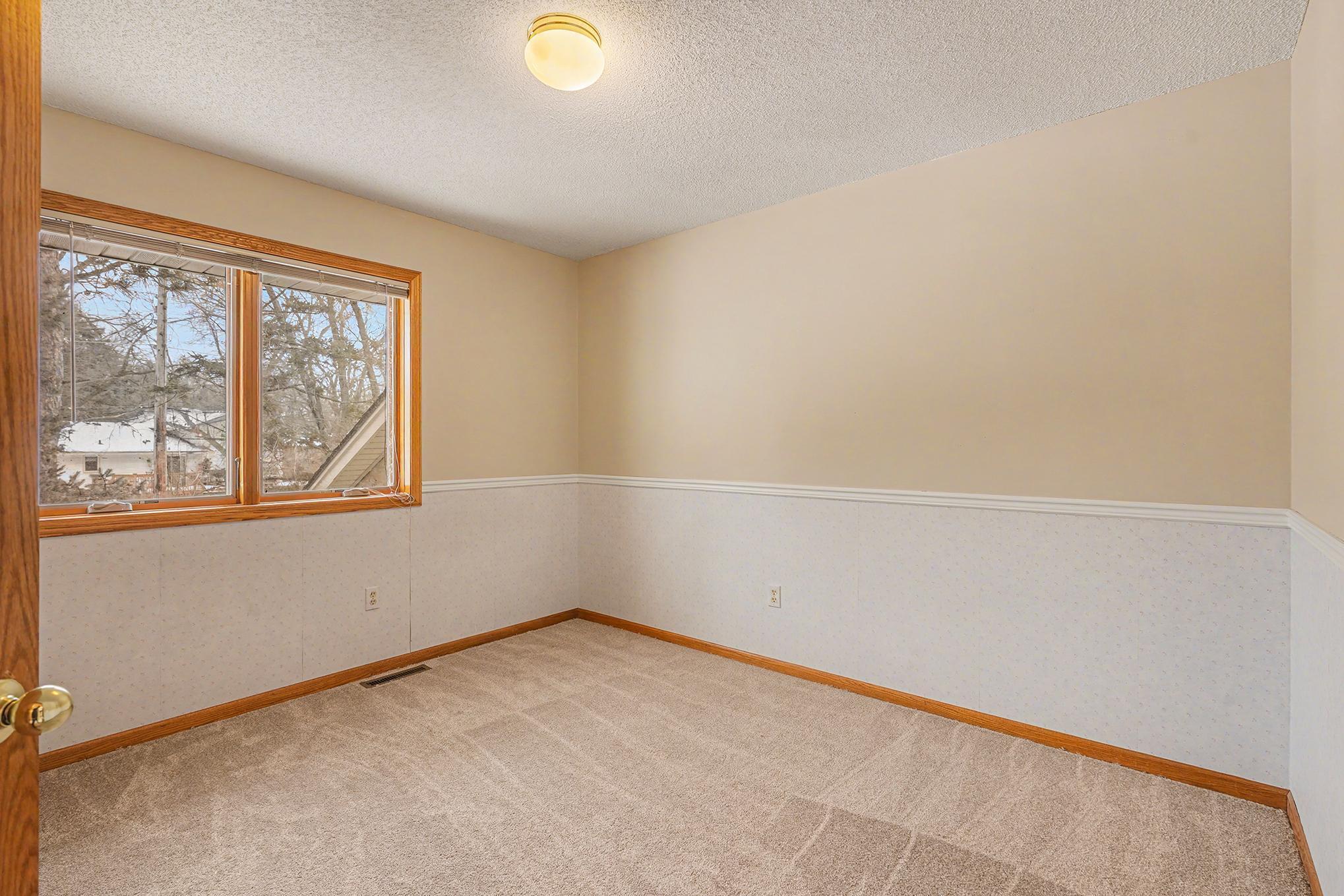 14298 Uplander Street Northwest Andover, MN 55304 - Photo 16 of 29