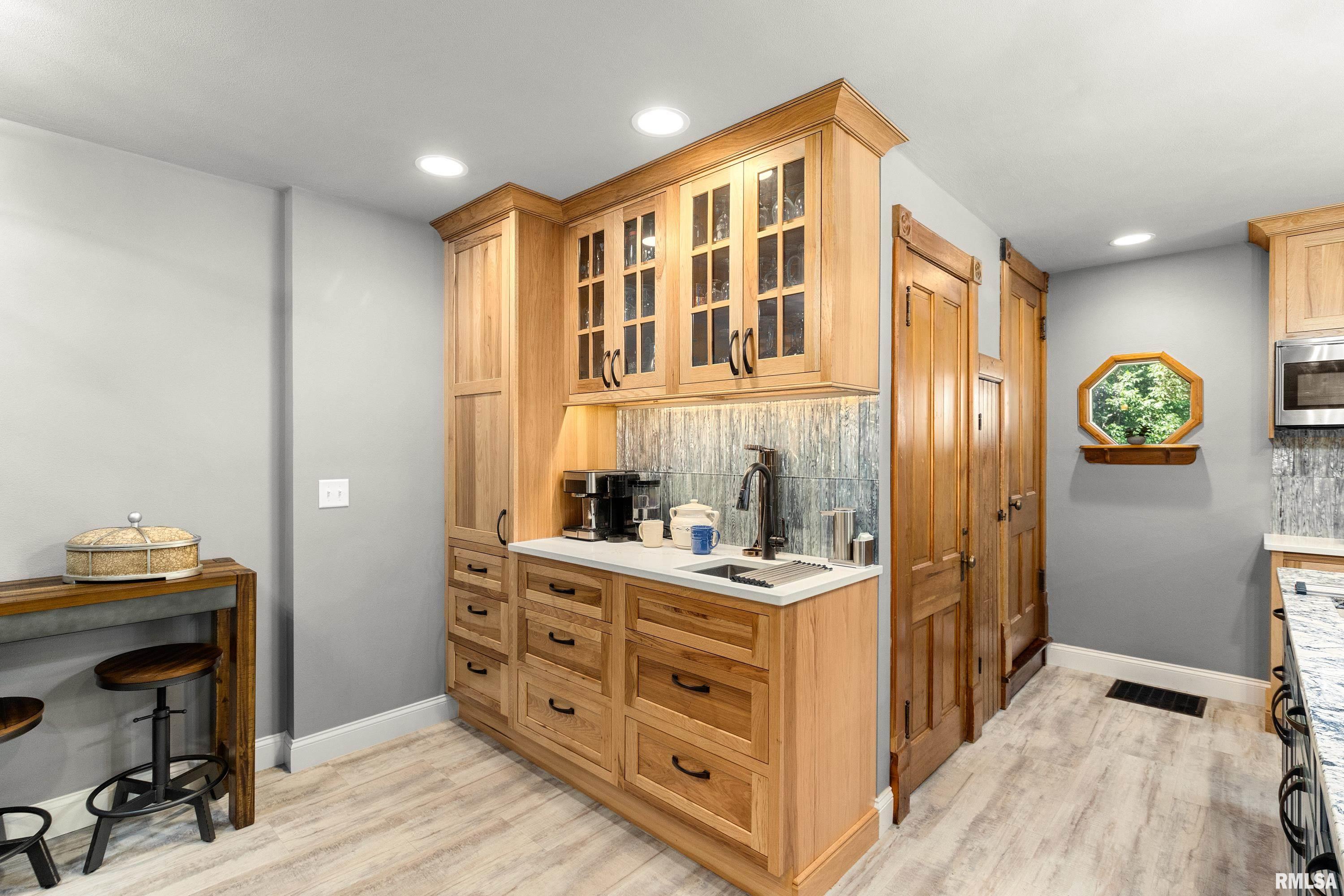211 West 3rd Street Delavan, IL 61734 - Photo 33 of 61