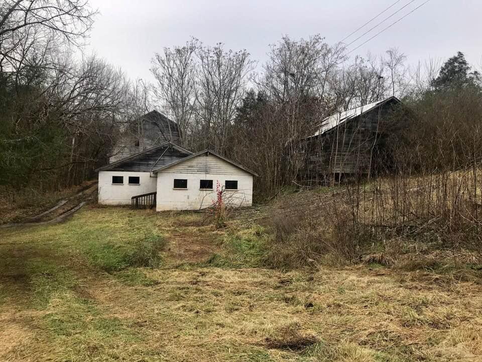 2745 Dutch Valley Road Washburn, TN 37888 - Photo 21 of 23 22