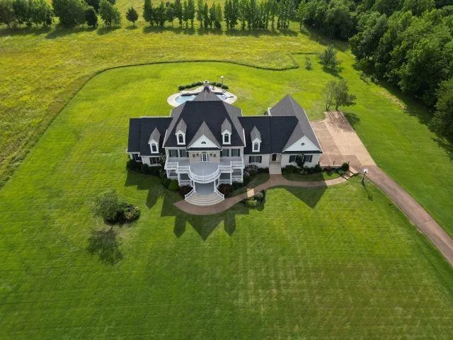 $1,999,900 | 9195 Hwy 196 Highway, Collierville, TN 38017