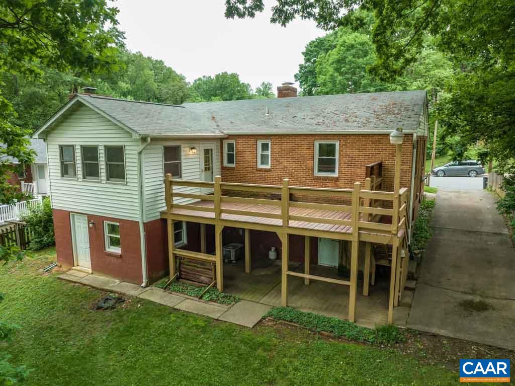 1002 Cottonwood Road Charlottesville, VA 22901 - Photo 2 of 29 Gallery Image 2