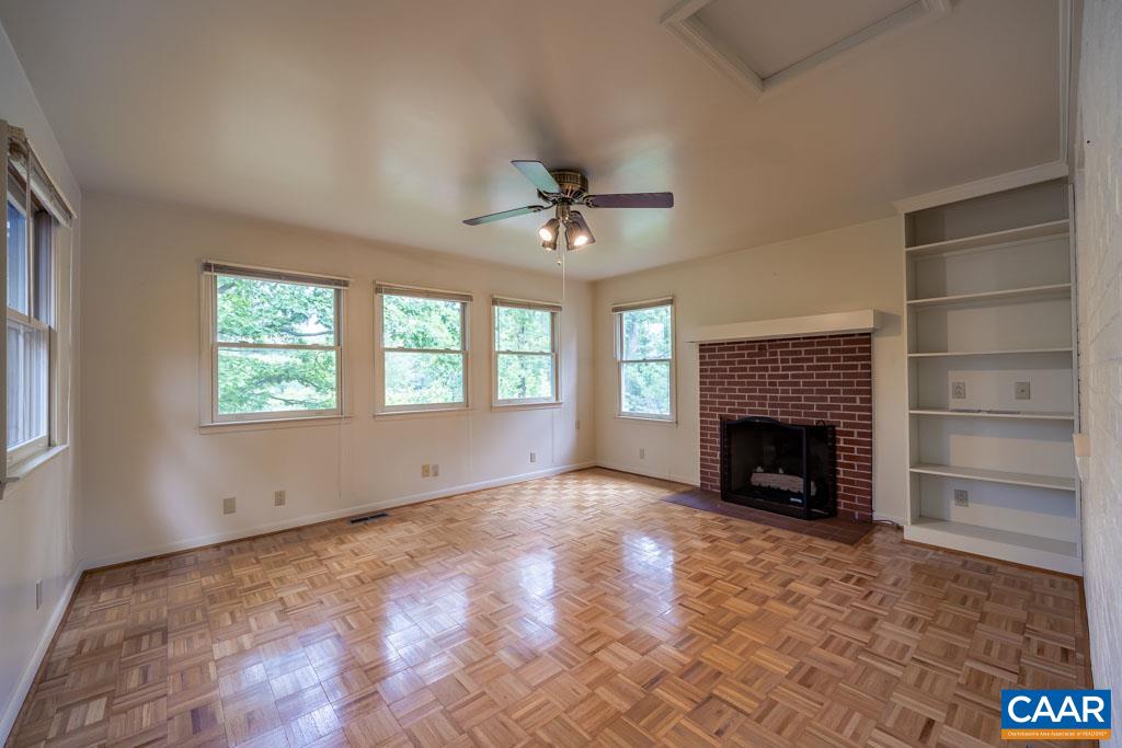 1002 Cottonwood Road Charlottesville, VA 22901 - Photo 7 of 29 Gallery Image 7