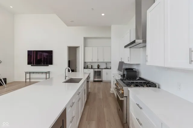 $850,000 | 15 West Executive Drive, Unit 405, Carmel, IN 46032