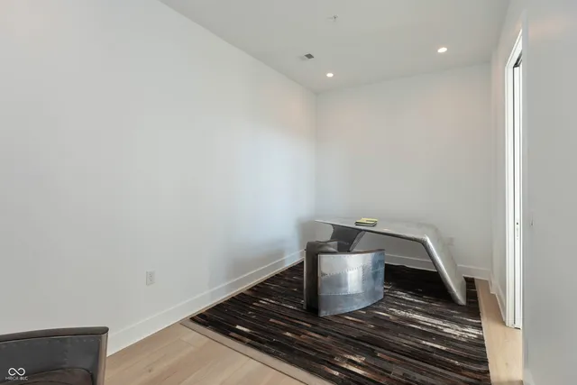 $850,000 | 15 West Executive Drive, Unit 405, Carmel, IN 46032