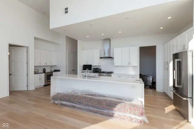 $850,000 | 15 West Executive Drive, Unit 405, Carmel, IN 46032