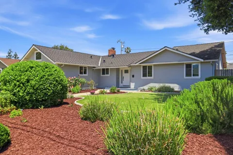 $2,400,000 | Farley Road, Los Gatos, CA 95032