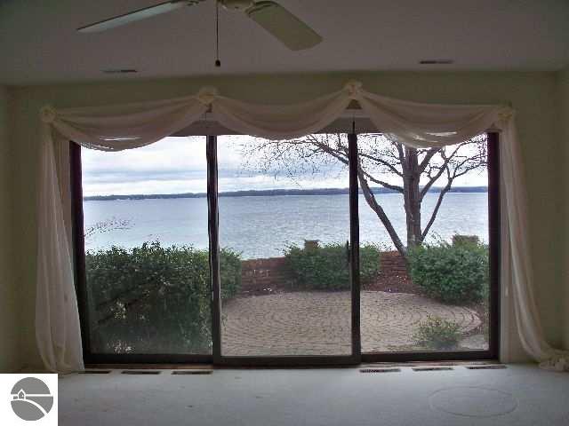 11160 Bluff Road Traverse City, MI 49686 - Photo 23 of 24 1732098-22.JPG