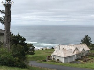 Braeridge Drive, Unit 10 Nehalem, OR 97131 - Photo 7 of 26 a view of a backyard