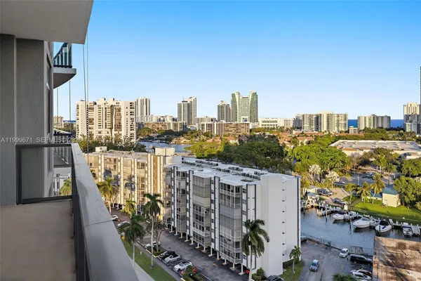 $4,187 | 101 Diplomat Parkway, Unit 1704, Hallandale Beach, FL 33009