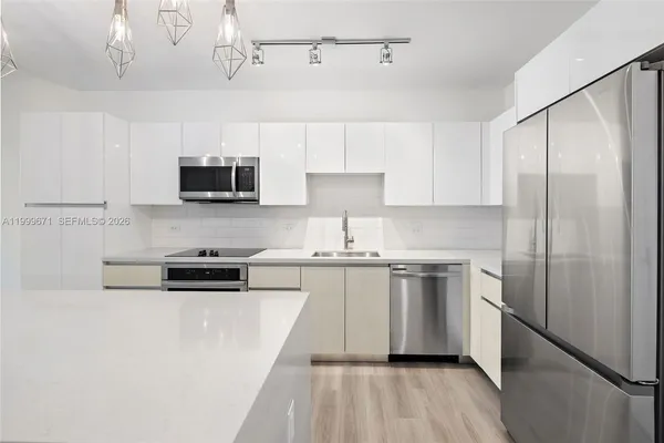 $4,187 | 101 Diplomat Parkway, Unit 1704, Hallandale Beach, FL 33009