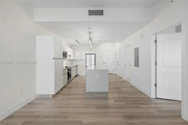 $4,187 | 101 Diplomat Parkway, Unit 1704, Hallandale Beach, FL 33009