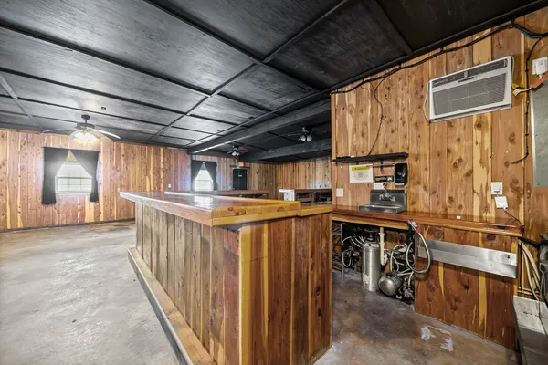 a view of a storage & utility room