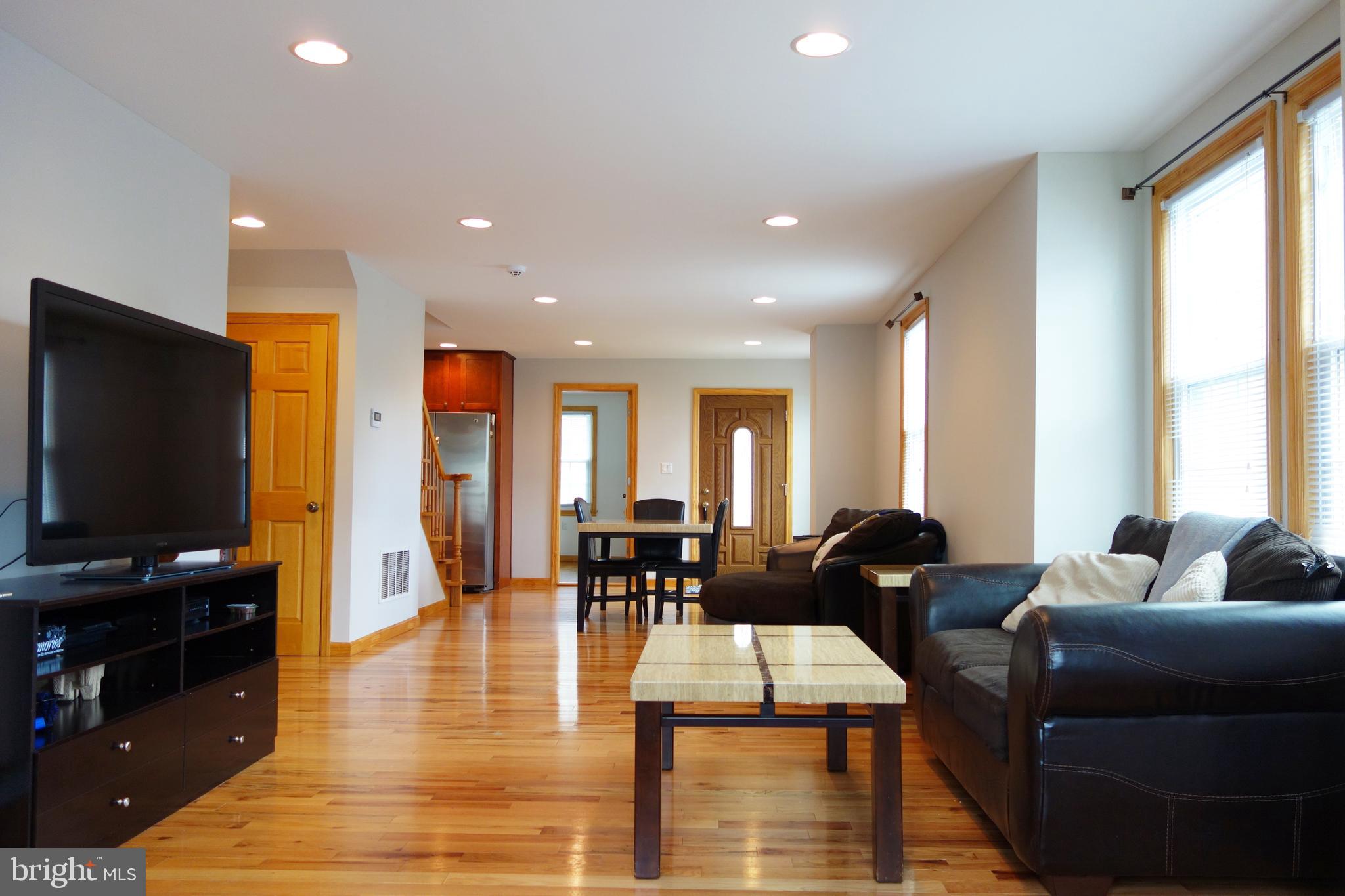 7507 Riddle Avenue Baltimore, MD 21224 - Photo 5 of 20 Gallery Image 5