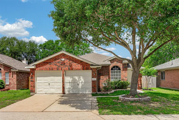 $2,000 | 5735 Brenwood Gln Trail, Katy, TX 77449