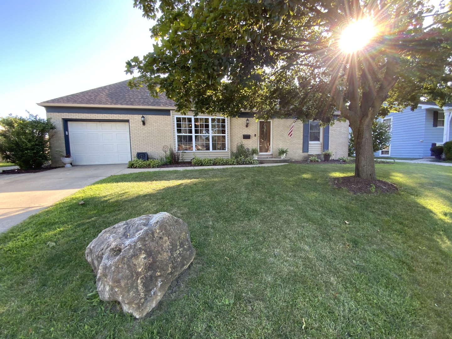 6 Field Point Road Montgomery, IL 60538 - Photo 3 of 20 Gallery Image 3