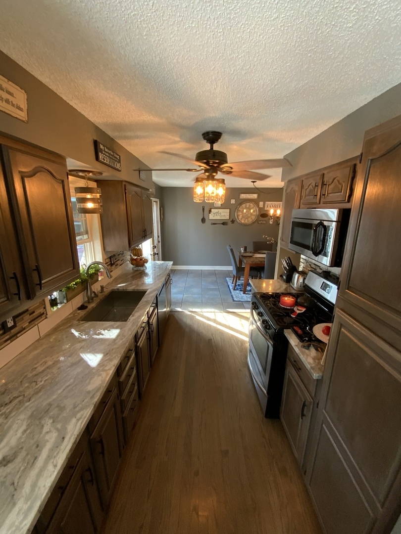 6 Field Point Road Montgomery, IL 60538 - Photo 9 of 20 Gallery Image 9