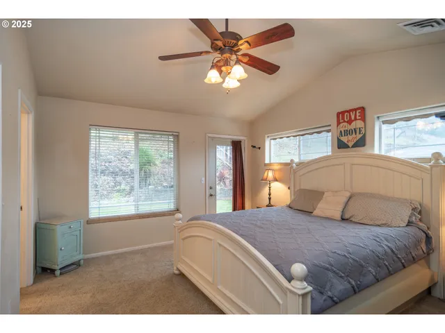 $579,000 | 1540 Northwest Avery Street, Roseburg, OR 97471