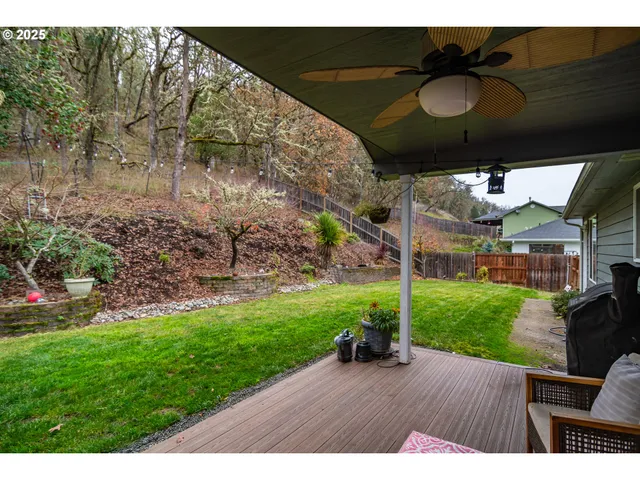 $579,000 | 1540 Northwest Avery Street, Roseburg, OR 97471