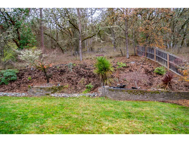 $579,000 | 1540 Northwest Avery Street, Roseburg, OR 97471