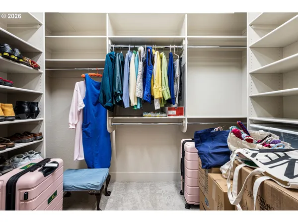 $619,999 | 2072 Lakeland Way, Eugene, OR 97408