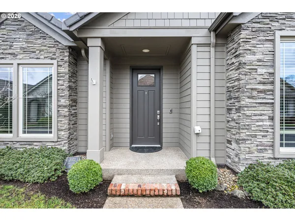 $619,999 | 2072 Lakeland Way, Eugene, OR 97408