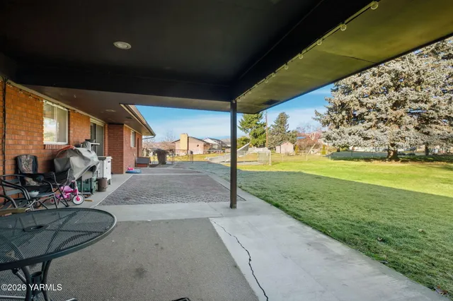 $455,000 | 115 Terrace Park Drive, Yakima, WA 98901