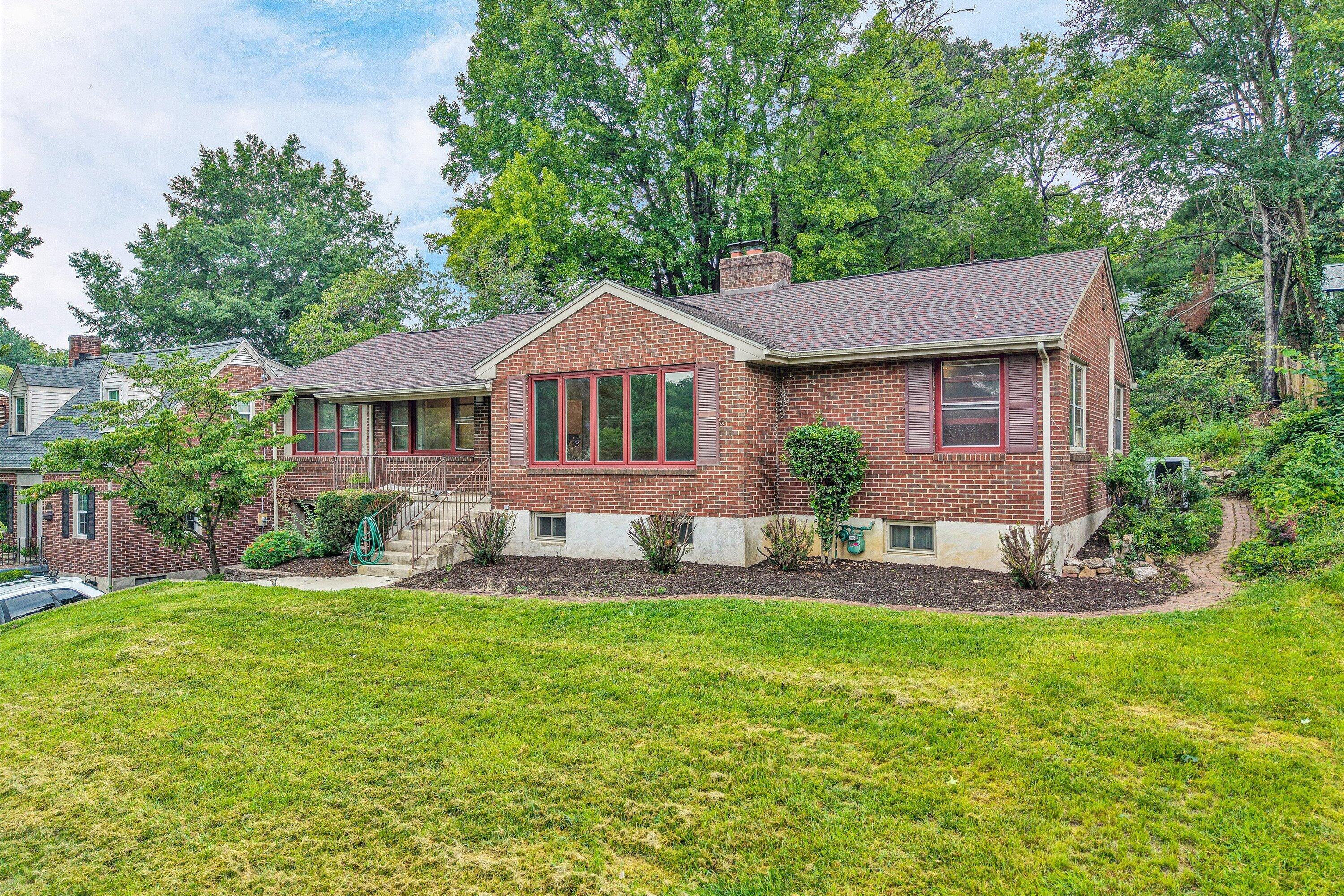 1909 Blenheim Road Southwest Roanoke, VA 24015 - Photo 2 of 50 02-DJI_20260811091222_0004